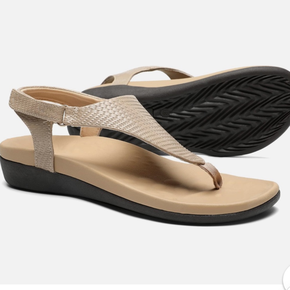 NWOT Utenag Orthodic Beige sandals